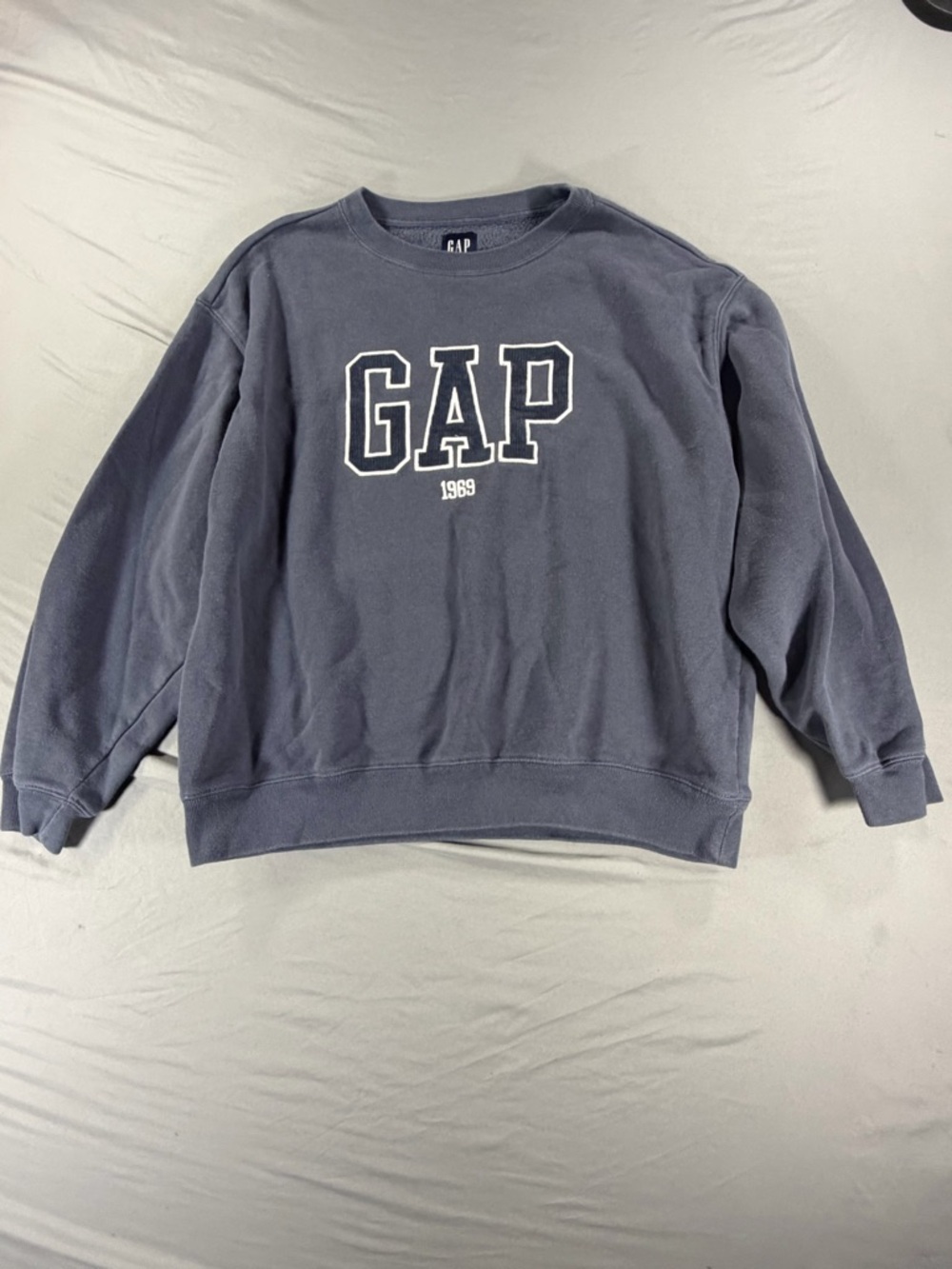 Gap Men's Gray Fleece Pullover Crewneck Sweatshirt Corduroy Lettering  Size L